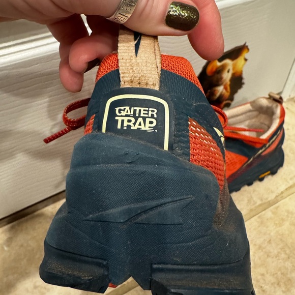 Altra Orange and Blue Athletic Shoes - Picture 5 of 8